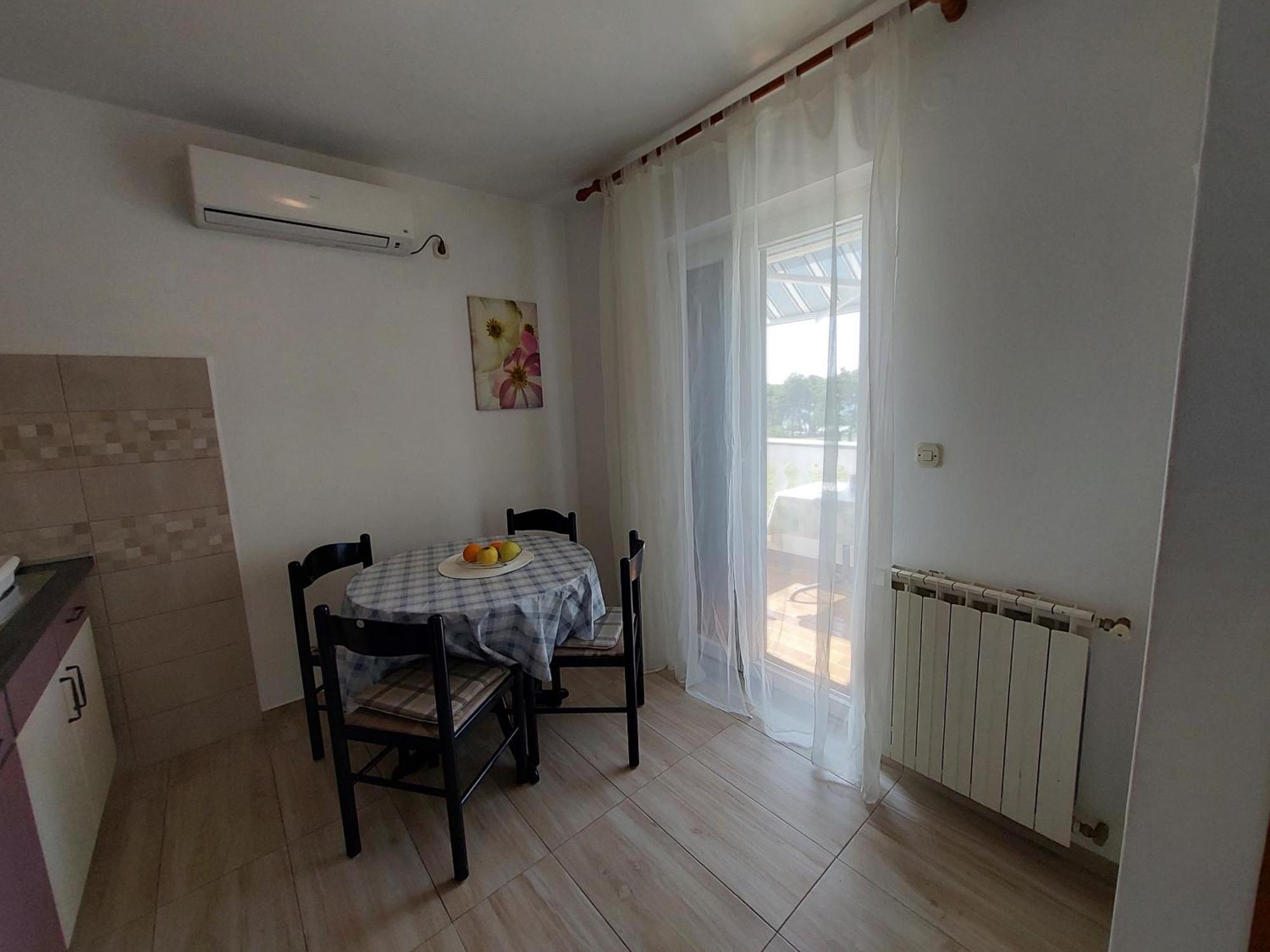 Apartmani Rahela โวดีเซ ภายนอก รูปภาพ