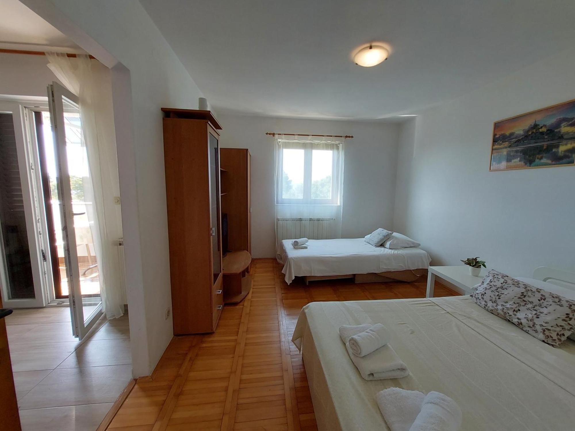 Apartmani Rahela โวดีเซ ภายนอก รูปภาพ